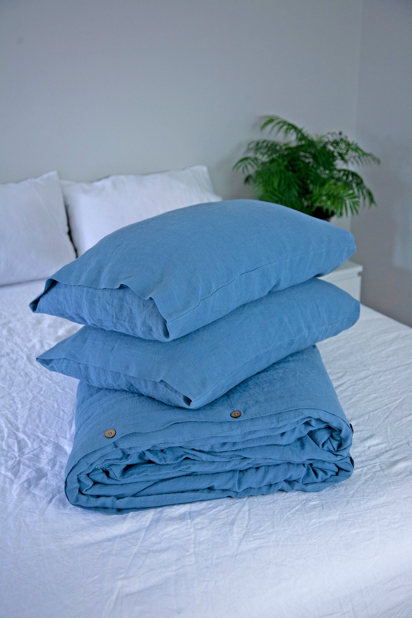 Cal. King Set Duvet + Pillowcases - choose colour in drop down