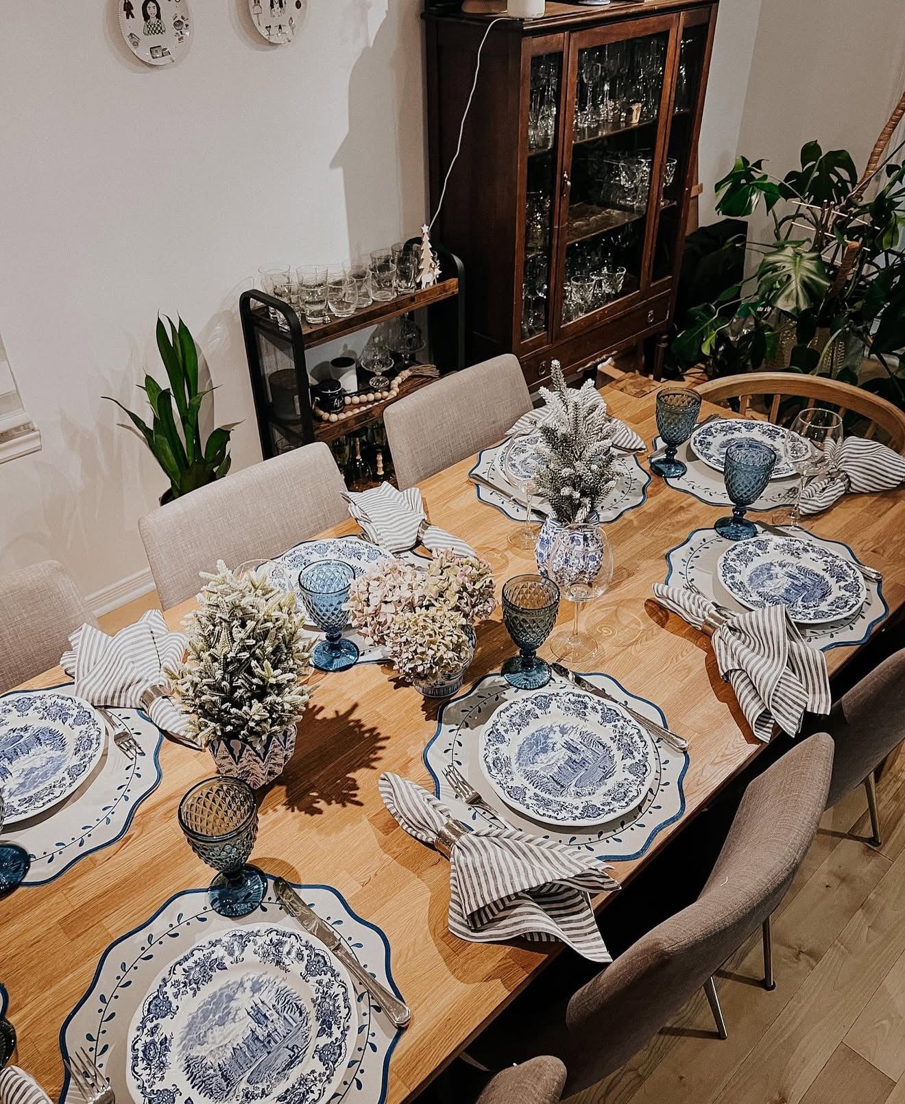 Linen Napkins 20"x20"