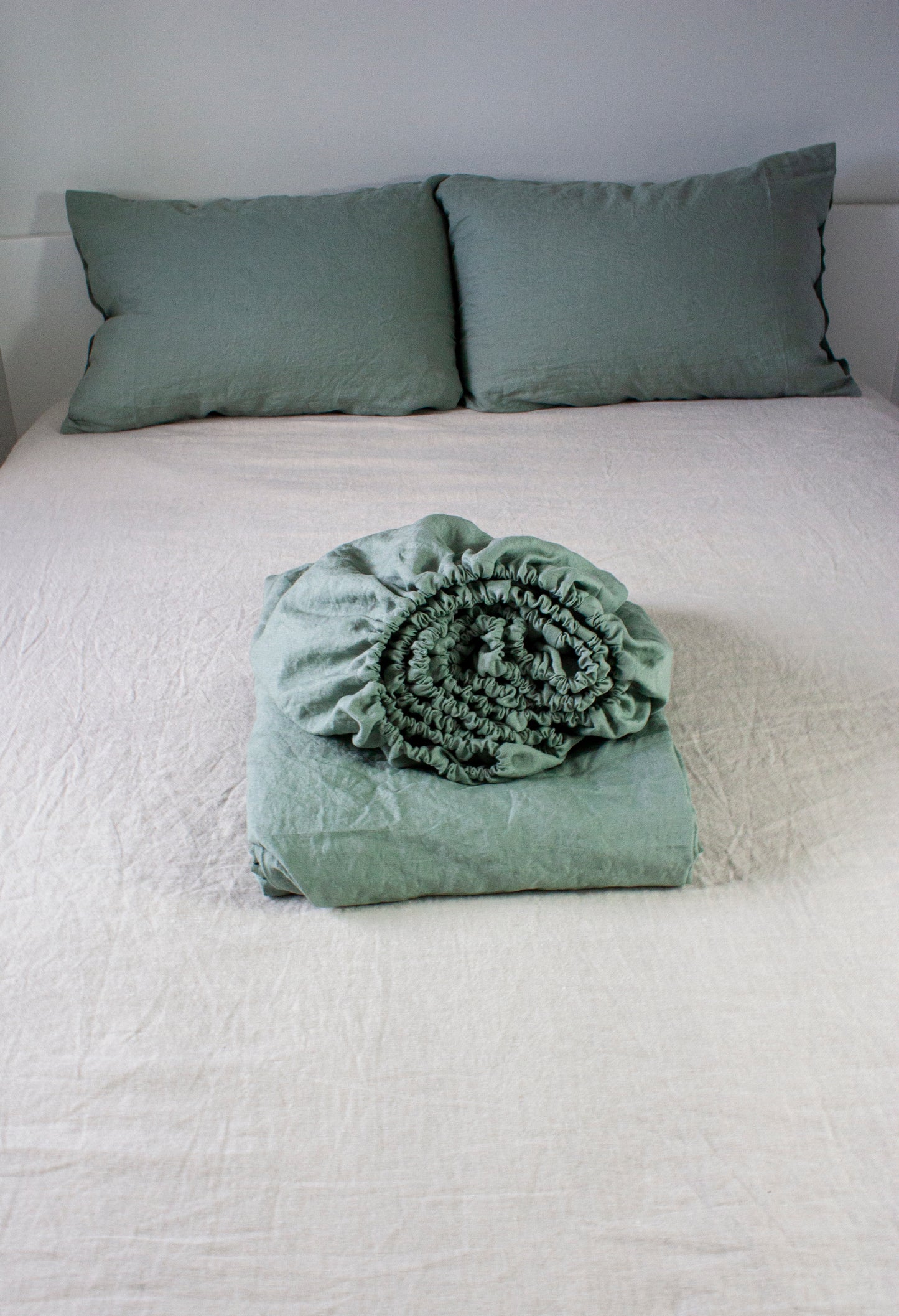 Queen Linen Fitted Sheet - Select colour in drop down